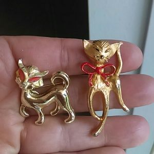 2 Vintage Siamese Cats Pins Brooches